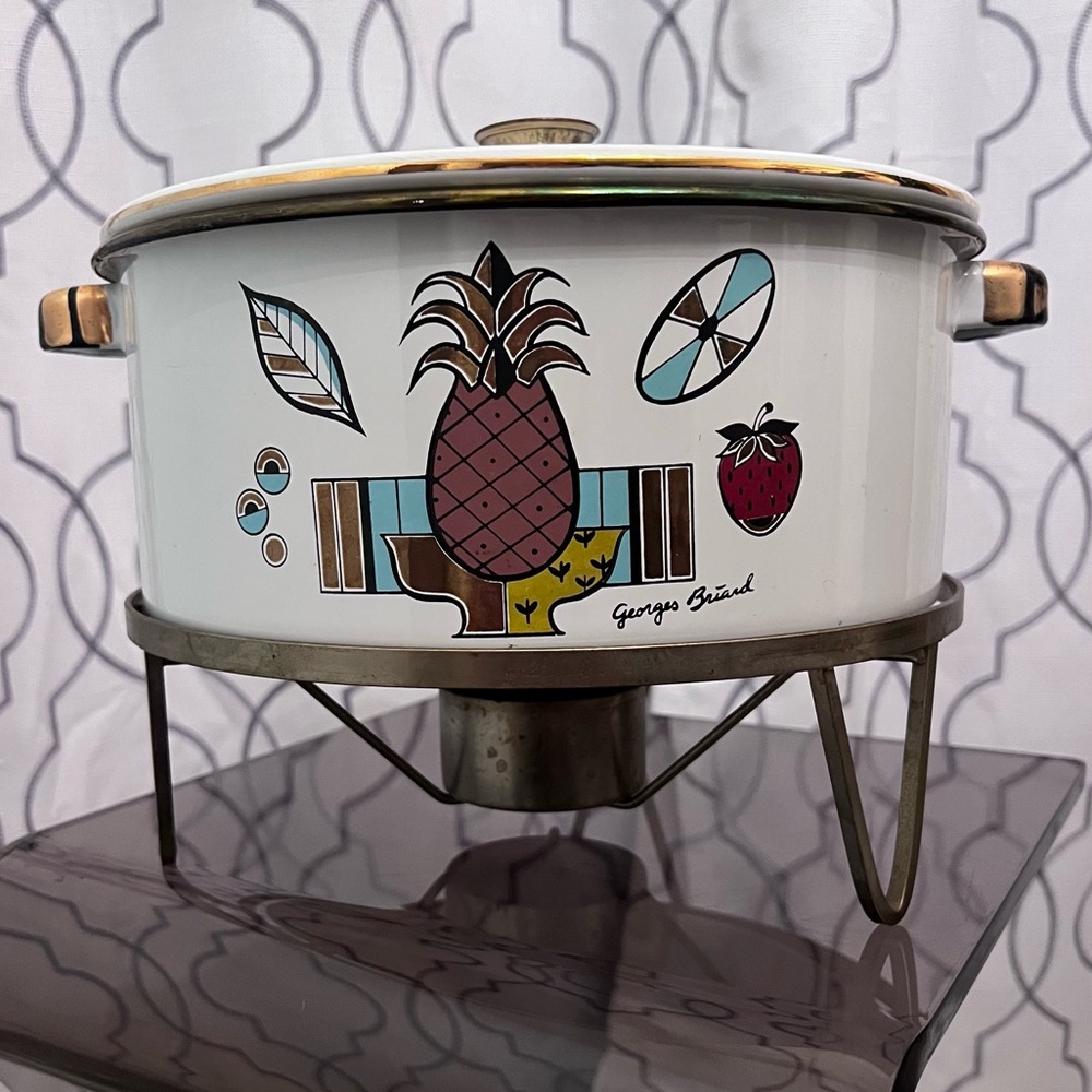 Georges Briard Ambrosia Enamel Pot, Lid, and Stand